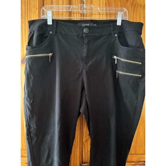 Torrid Multi Zip Capri Pants - Picture 2 of 5